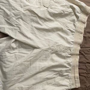 Woman Within. 34w. Convertible pans. Lt beige